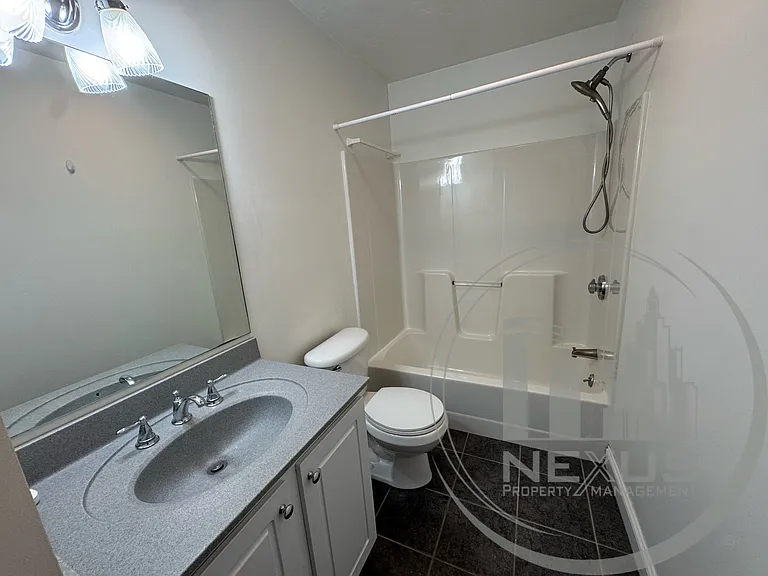 7 Birchbrush Ln — Photo 44