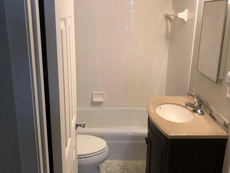 116 Montrose Dr #A — Photo 6