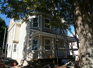 204 Temple St, West Roxbury, MA 02132