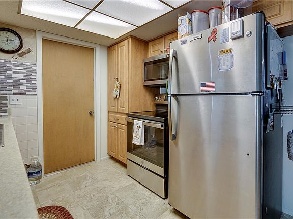 5th image of 7608 Christina Ln