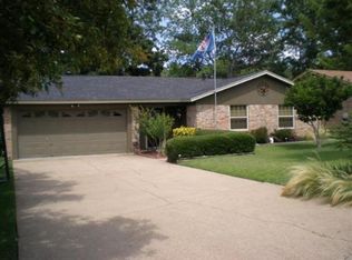 1160 Durango Dr, Paris, TX 75460