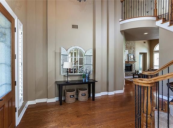 2nd image of 12205 Las Flores Dr