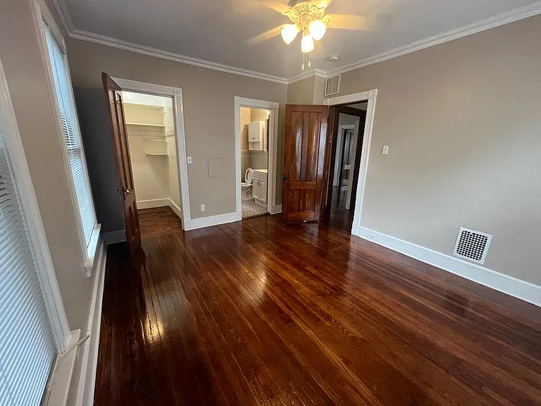 117 Maple St — Photo 6