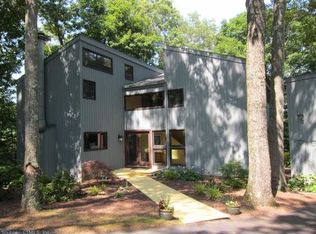 79 Russett Dr, Guilford, CT 06437