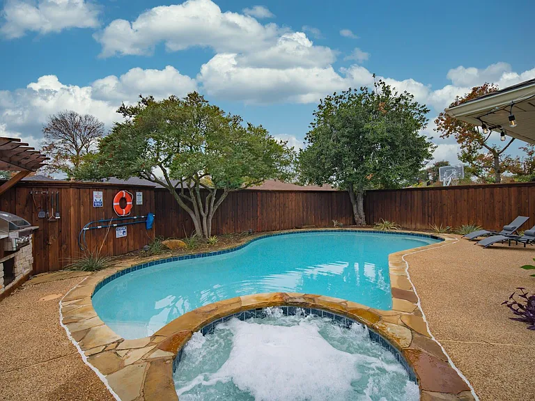 502 Stillmeadow Dr — Photo 41