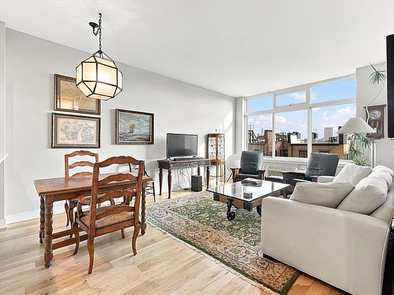 2nd image of 1450 Washington St APT 615