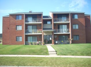 9850 Cordoba Ct APT 1A, Orland Park, IL 60462