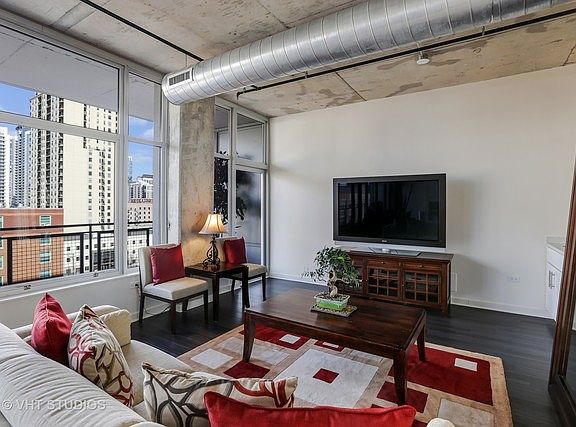 3rd image of 50 E 16th St Unit 803