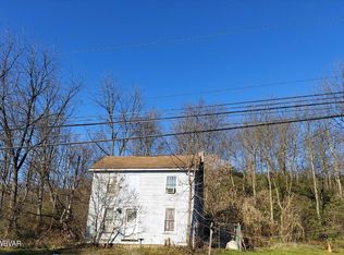 797 Long Run Rd, Mill Hall, PA 17751