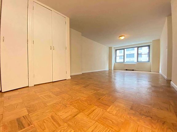 2nd image of 250 E 63rd St #5F