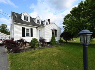 254 Fisher Rd, Rochester, NY 14624