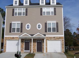 2152 Persimmon Ridge Dr, Raleigh, NC 27604