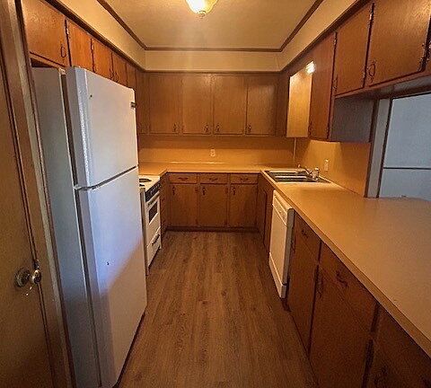 2nd image of 801 Calvin St #A