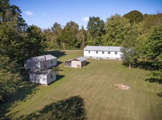 997 Welchland Camp Rd, Spencer, TN 38585