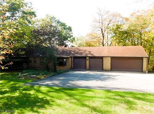 300 River Rd, Hinckley, OH 44233