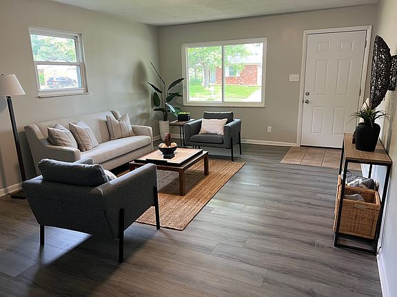 3rd image of 10247 E Baribeau Ln
