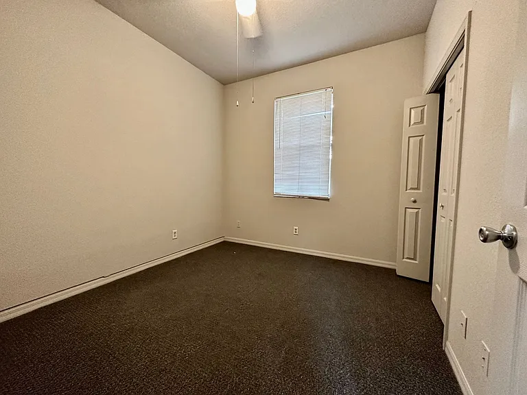 3619 W Reynolds St #1 — Photo 11
