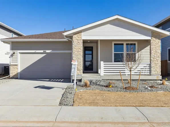 260 Lark Sparrow Way, Bennett, CO 80102