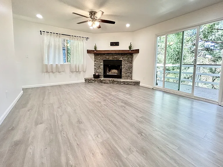 26388 Lake Forest Dr — Photo 17