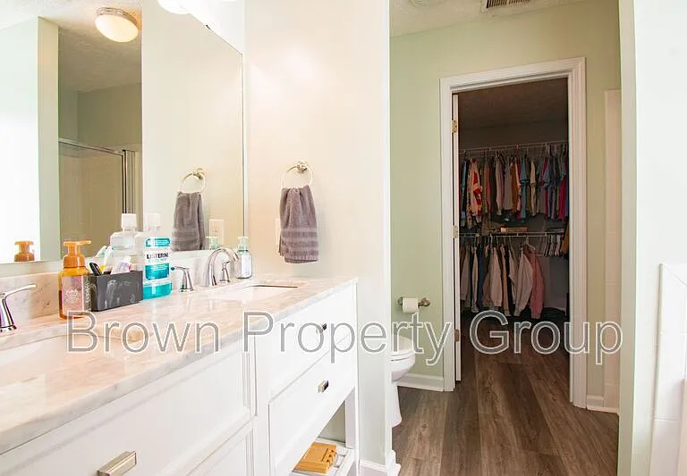 4918 Yorkchester Dr — Photo 19