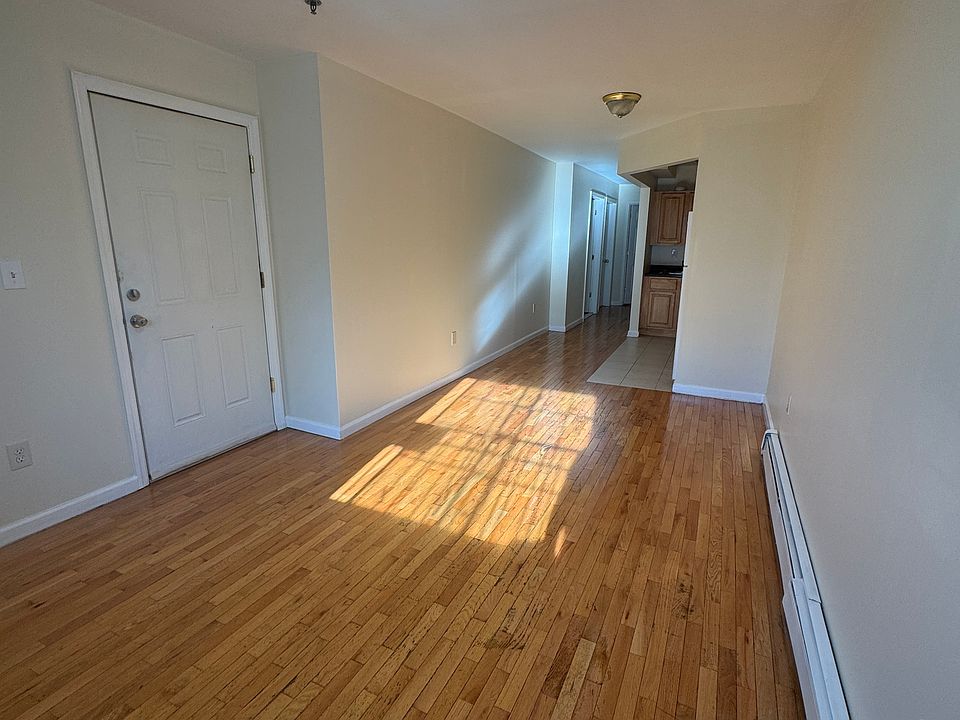 1st image of 3762 Barnes Ave APT 1