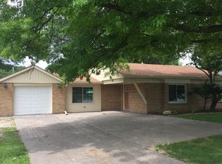 2803 19th St, Moline, IL 61265