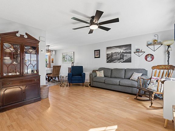 4th image of 3 Clairmont Court #C6