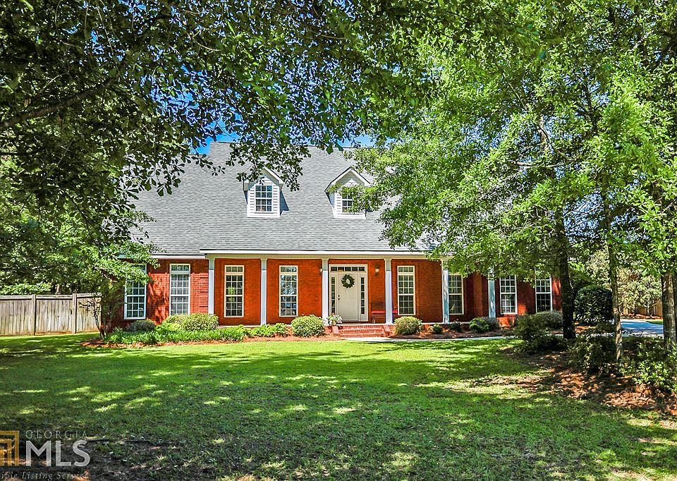1st image of 103 Carrington Ct