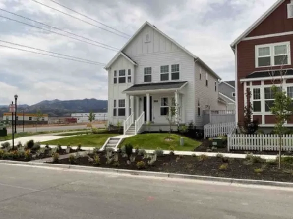 11784 S Silver Pond Dr W, South Jordan, UT 84009