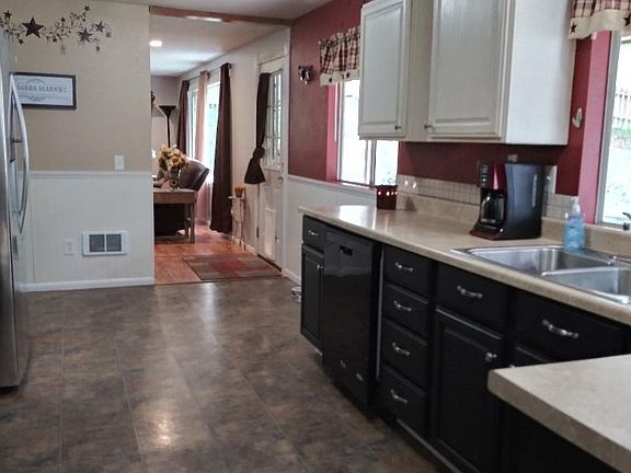 3rd image of 94813 Sunnyside Ln