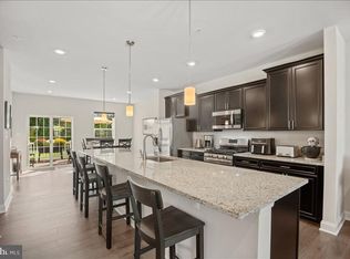 23772 Myrtle Glen Way, California, MD 20619