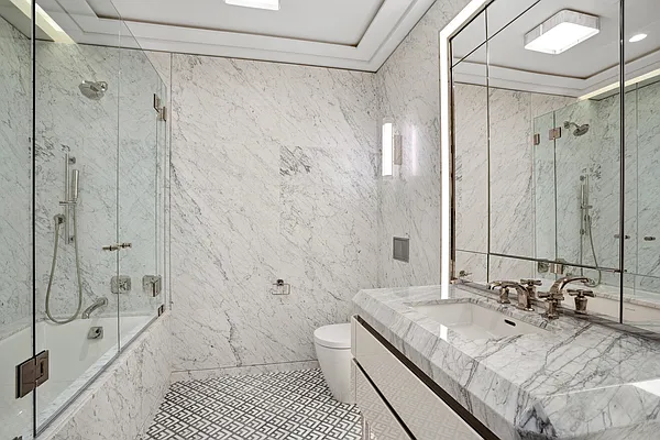 Rented by Douglas Elliman | media 24