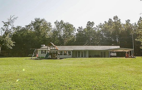 1st image of 1033 Red Cloud Rd