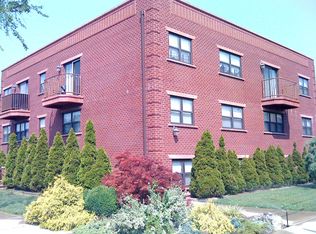 212-15 43rd Ave #2, Bayside, NY 11361