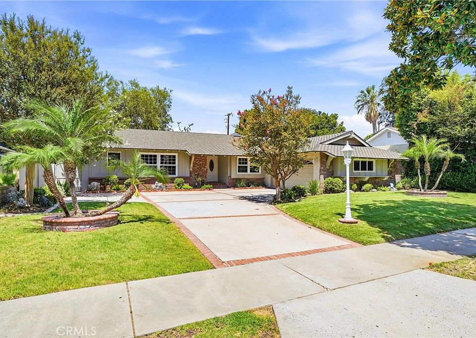 1st image of 1613 Dorothy Ln
