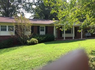 430 28th Avenue Ln NE, Hickory, NC 28601