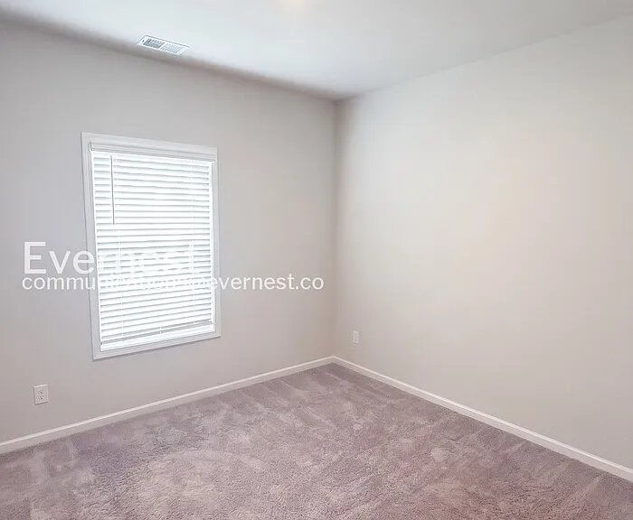 141 Culver St — Photo 13