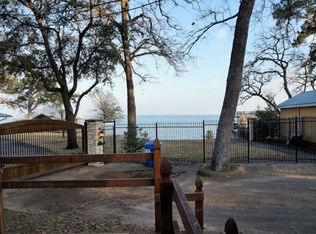 1009 Beverly Cir, Kemp, TX 75143