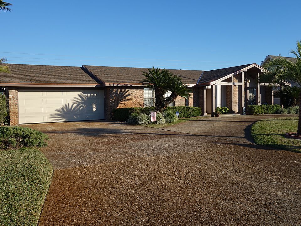 2nd image of 2910 Malone Dr