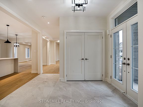 3rd image of 239 Midland Pl