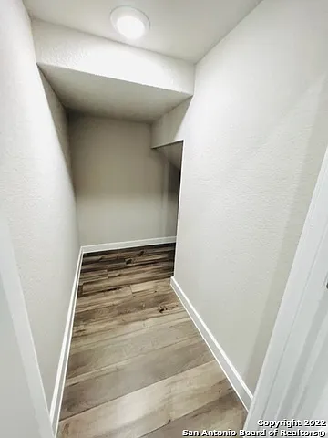 21518 James Charles — Photo 20