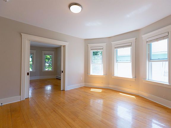 2nd image of 35 Olga Ave APT 3