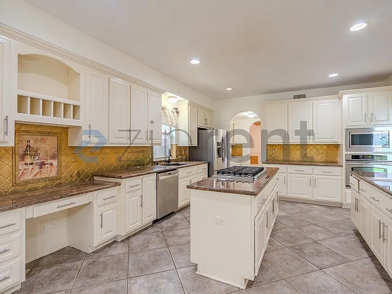 14911 Oxford Way — Photo 15