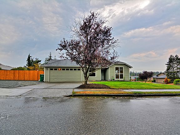2nd image of 7132 67th Dr NE