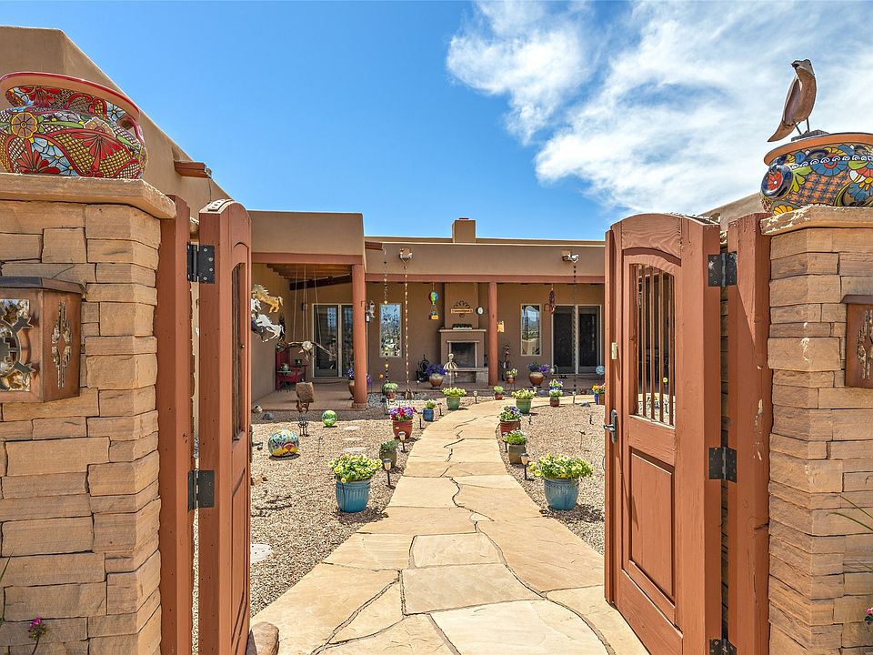 15 Silver Saddle, Lamy, NM 87540 MLS 202334925 Zillow