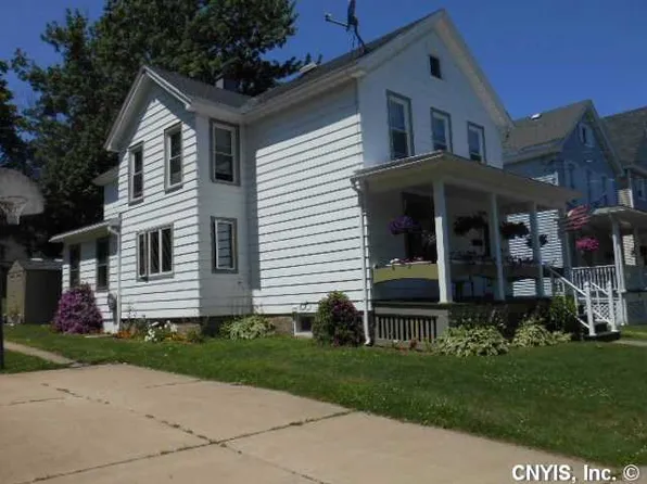 140-142 E 8th St, Oswego, NY 13126