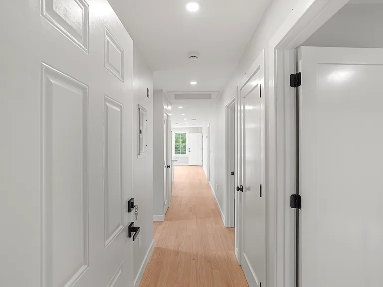 90 Berkshire St #3 — Photo 13