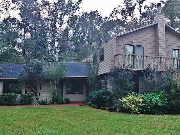 3rd image of 2828 NW 42nd Pl