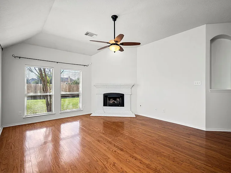 9907 Brandywood Cir — Photo 11