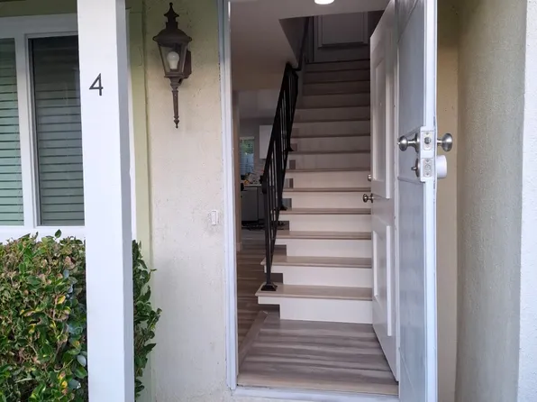 16733 Parthenia St Unit 4, North Hills, CA 91343